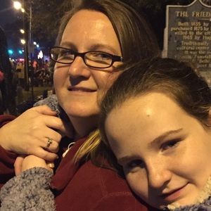 Meet your Posher, Amie